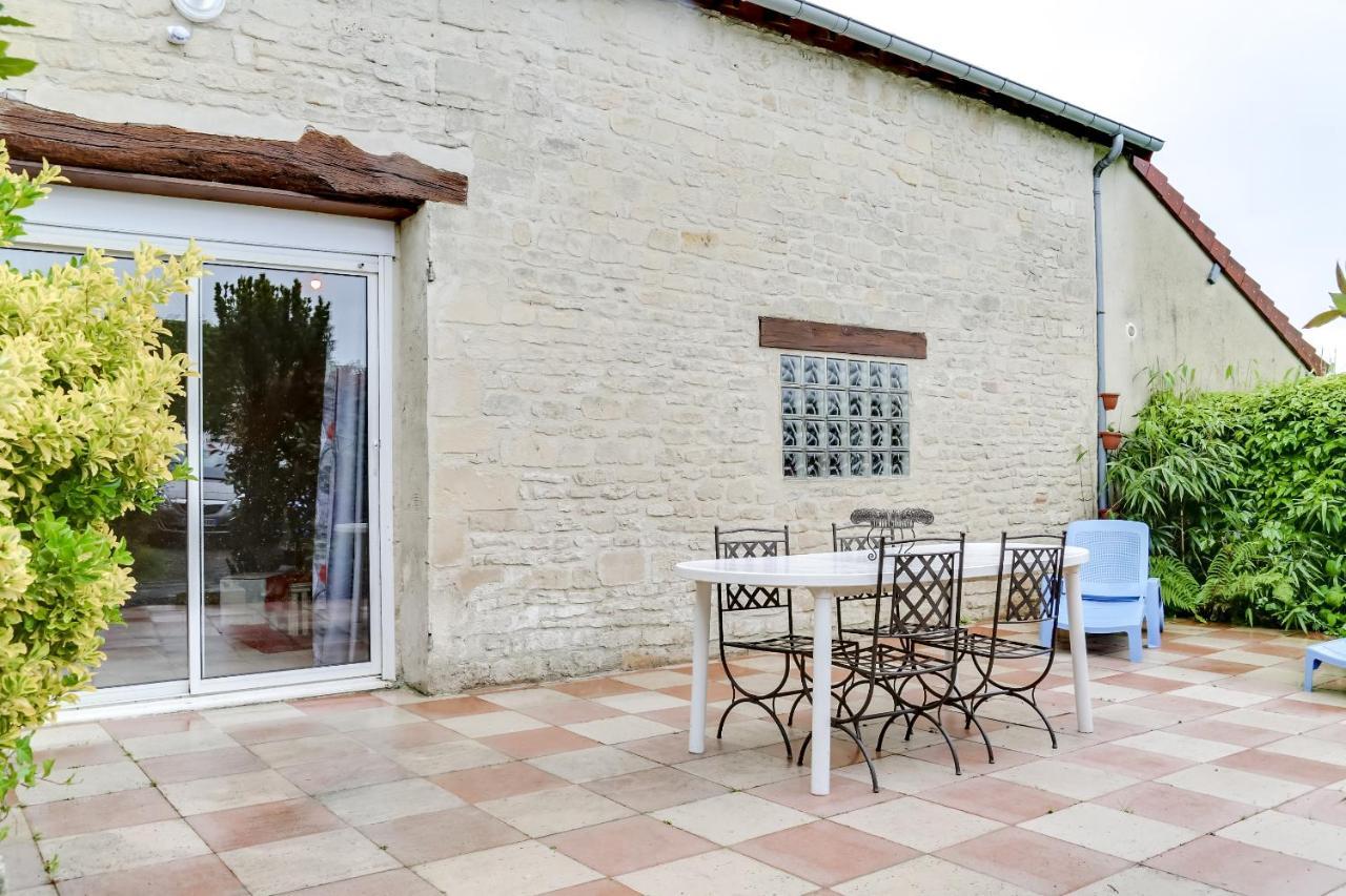 Apartment Isida, Maison Spacieuse Avec Terrasse Et Stationnement *