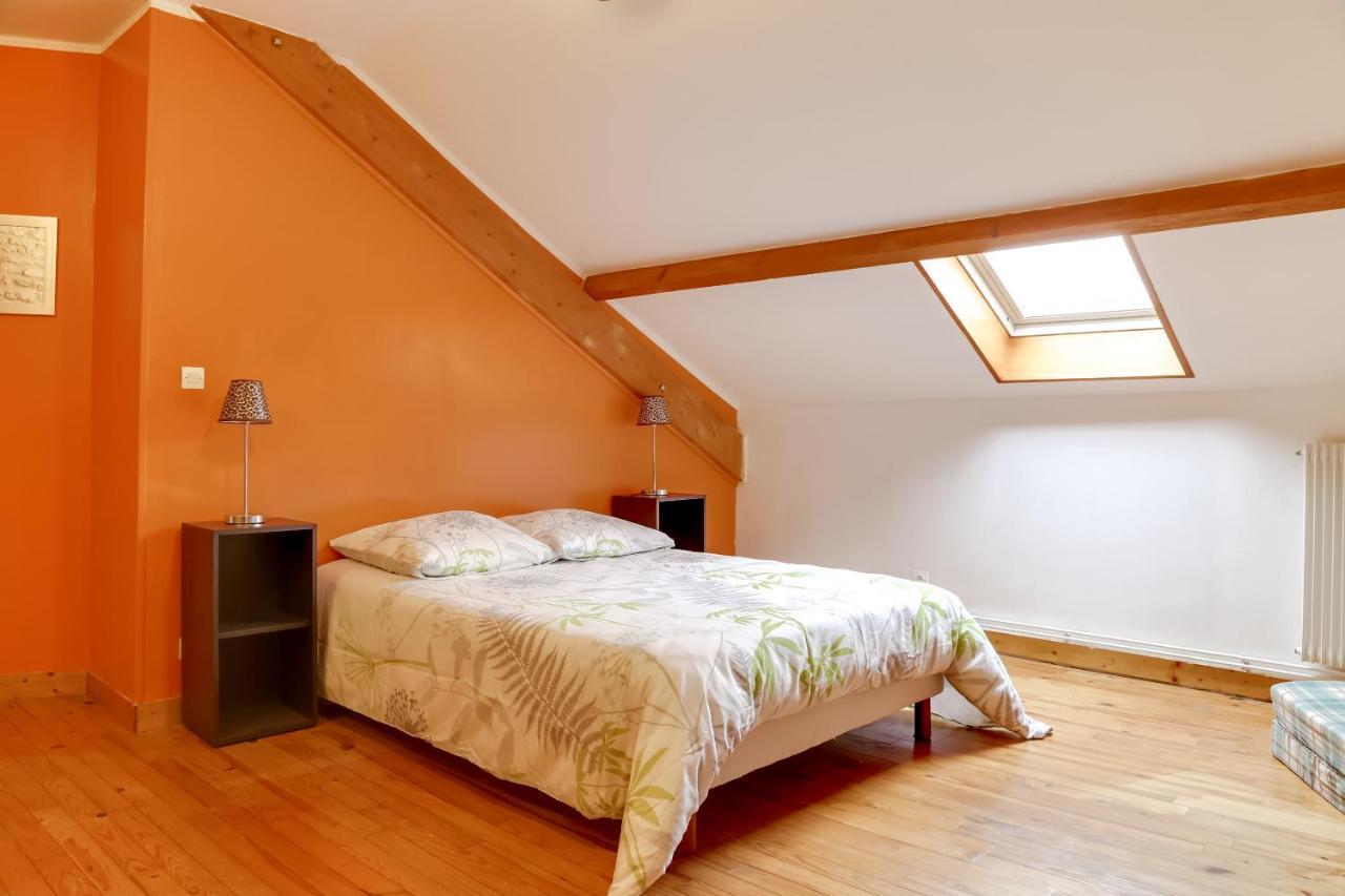 Apartment Isida, Maison Spacieuse Avec Terrasse Et Stationnement *